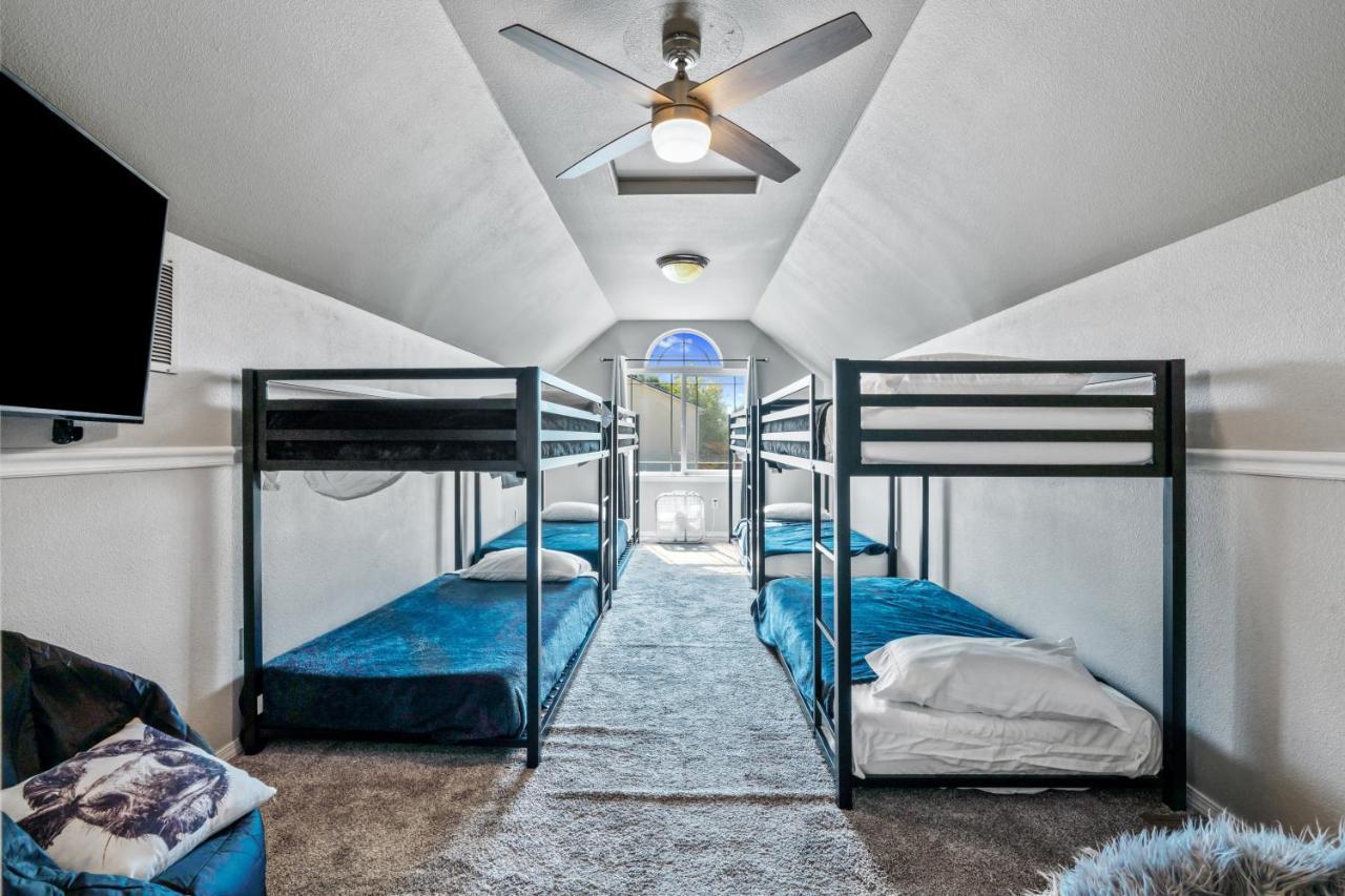 Southwestern Style 4 Bedroom Nampa Home Sleeps 16! 外观 照片